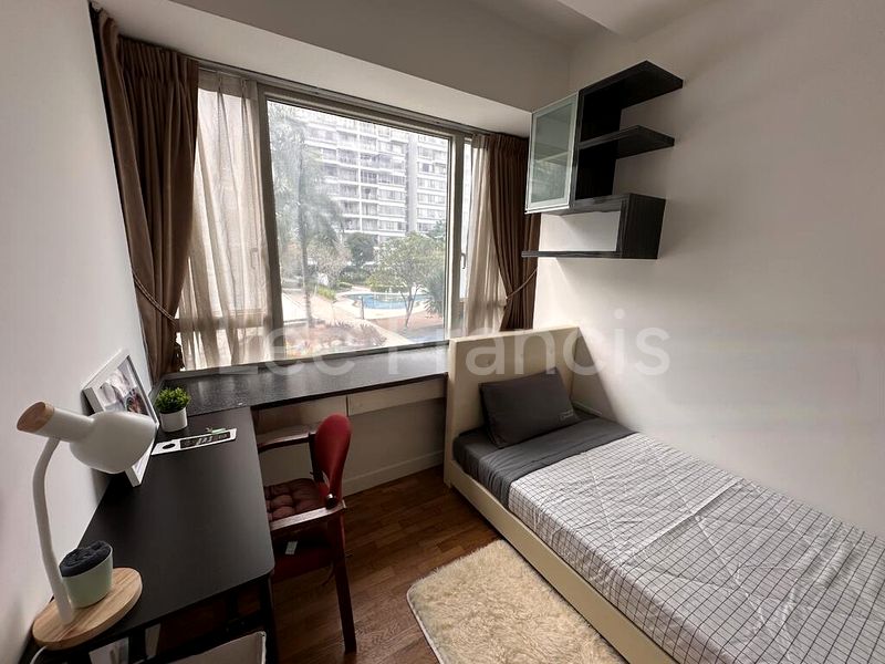 Room (Condo) for Rent in  The Centris - Image 14